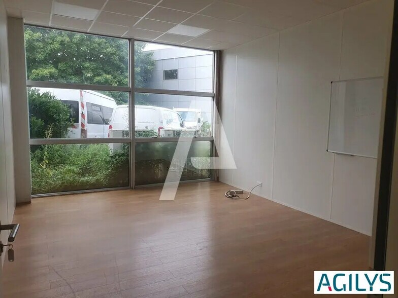 Flex dans Champigny-sur-Marne à louer - Photo intérieure - Image 2 de 10