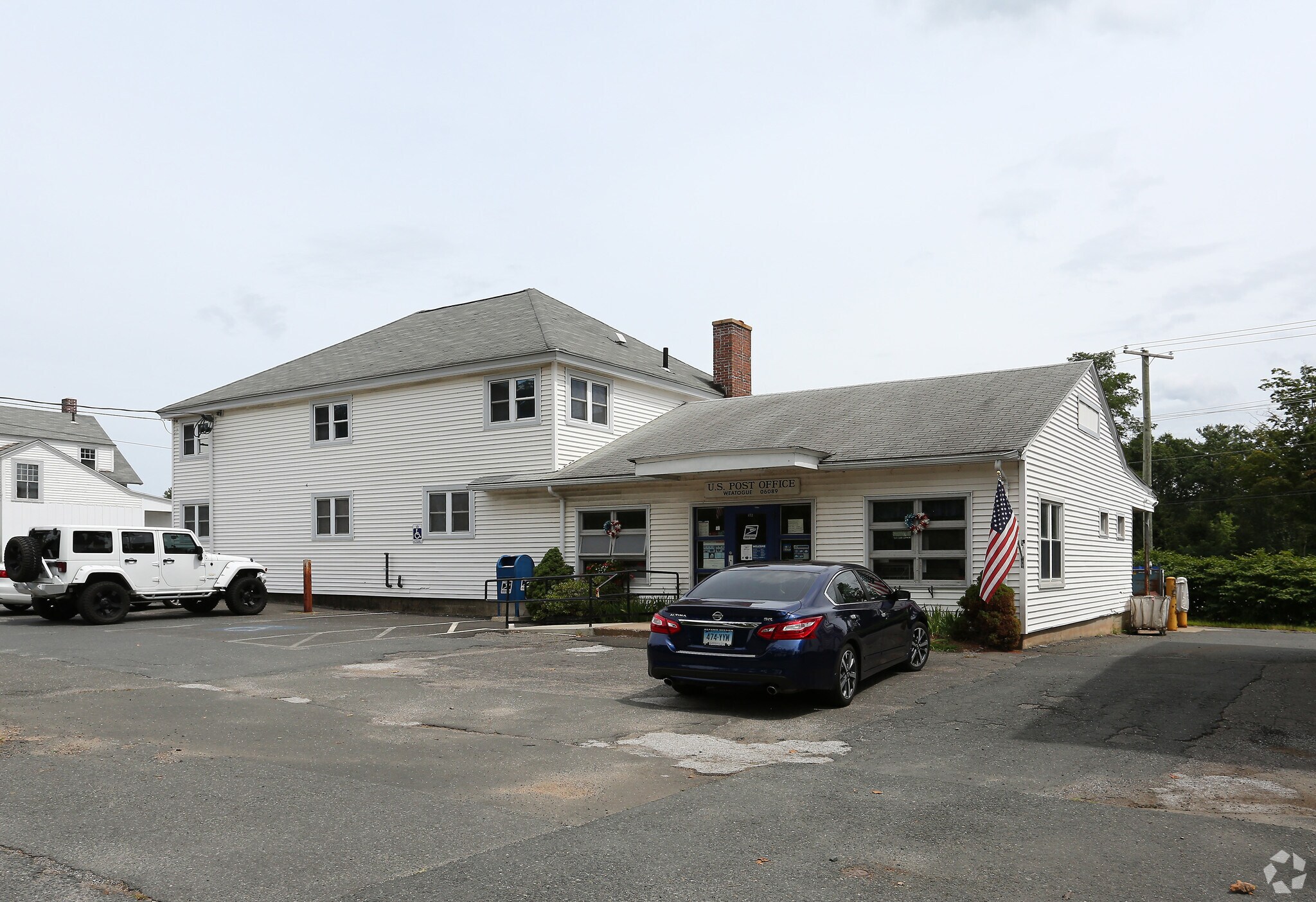 372 Hopmeadow St, Weatogue, CT à vendre Photo principale- Image 1 de 5