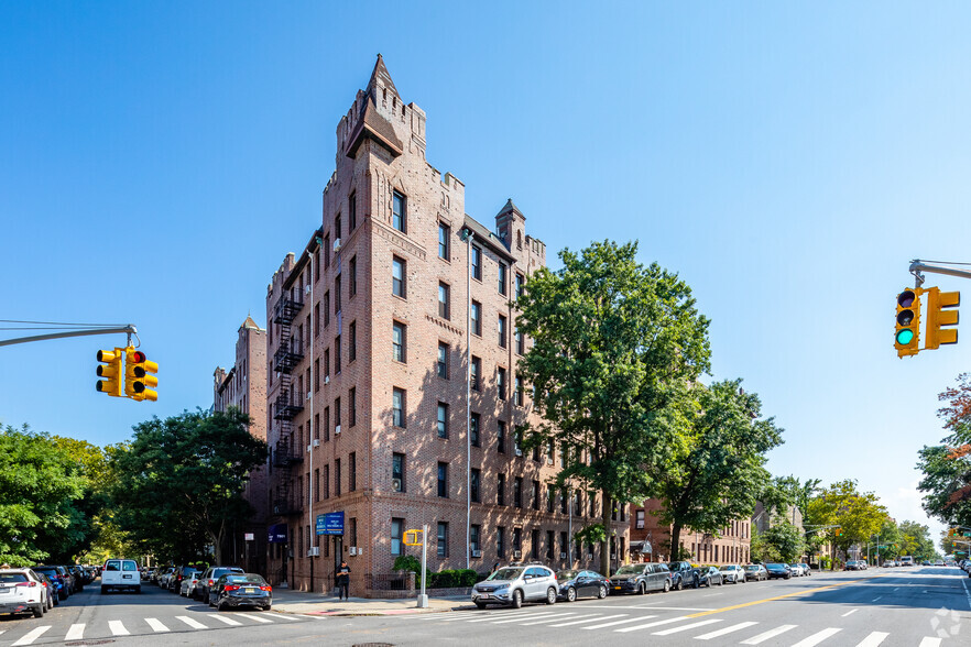 7901 4th Ave, Brooklyn, NY à vendre - Photo principale - Image 1 de 1