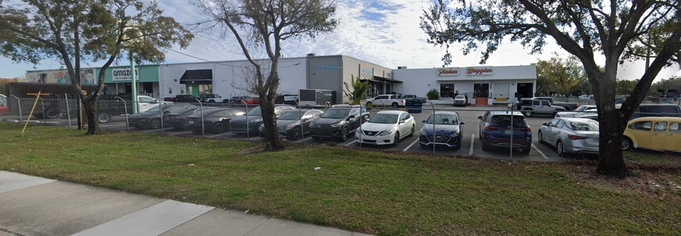 5000 Acline Dr E, Tampa, FL for lease - Building Photo - Image 3 of 3