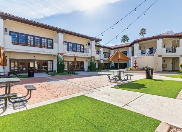 326 E Coronado Rd, Phoenix, AZ for lease - Building Photo - Image 2 of 11