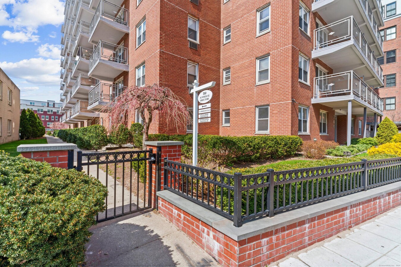 700 Summer St, Stamford, CT 06901 - Unité 1-C -  - Photo intérieure - Image 1 of 4