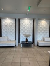 34406 N 27th Dr, Phoenix, AZ for lease Interior Photo- Image 2 of 10