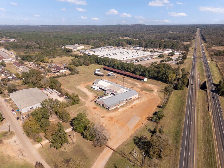 13087 Hwy 271 N, Tyler, TX à vendre - Photo du bâtiment - Image 2 de 66