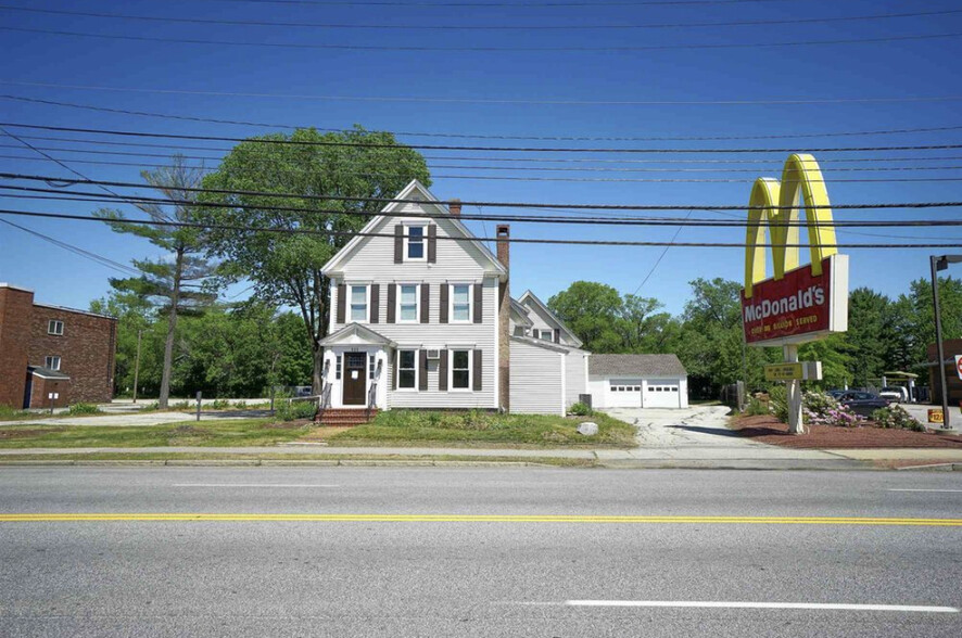 111 Loudon Rd, Concord, NH à vendre - Photo du bâtiment - Image 1 de 1