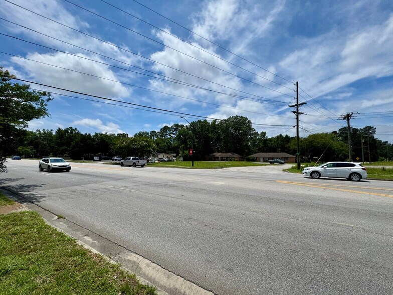 114 Red Bank Rd, Goose Creek, SC à vendre - Photo du bâtiment - Image 3 de 6