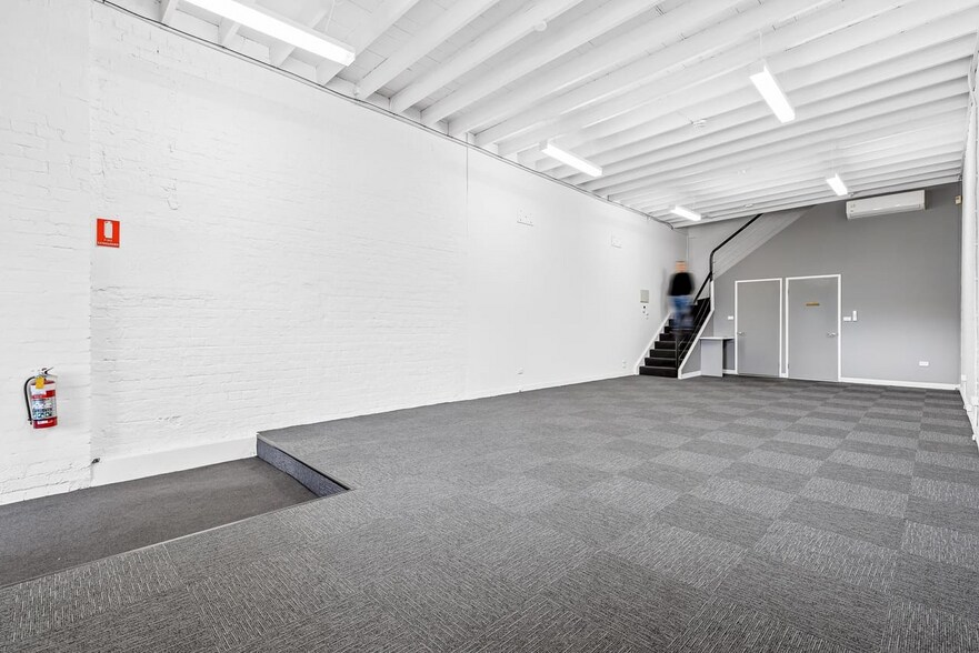 240-242 Rae Street, Fitzroy North for sale - Interior Photo - Image 3 of 4