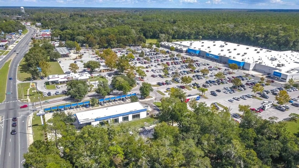 4956 E Silver Springs Blvd, Ocala, FL à vendre - Photo du bâtiment - Image 1 de 3