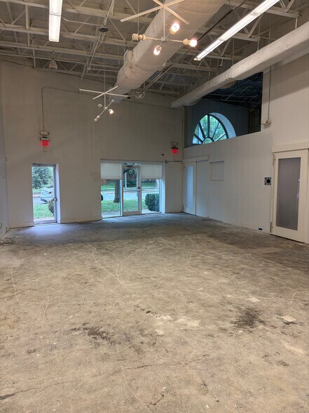 1313-1315 Powhatan Rd, Alexandria, VA à louer - Photo du bâtiment - Image 2 de 12