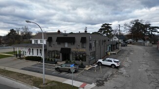 Plus de détails pour 2900 Orchard Lake Rd, Keego Harbor, MI - Vente au détail à vendre