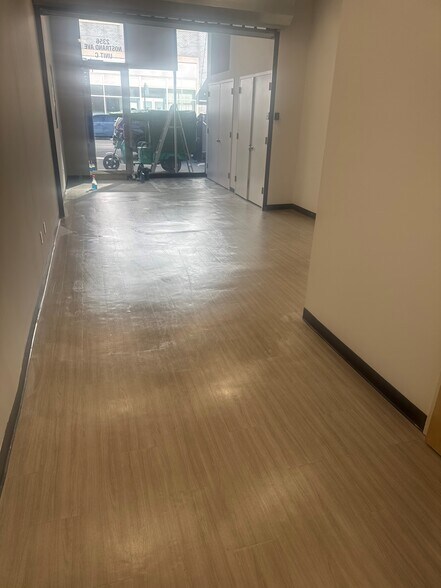 2356 Nostrand Ave, Brooklyn, NY à louer - Photo du bâtiment - Image 3 de 4