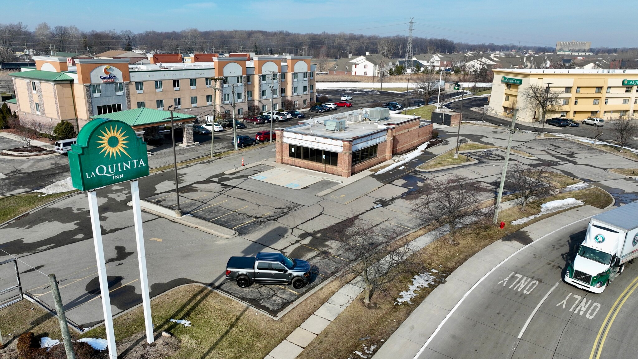 18902 Northline Rd, Southgate, MI for lease Interior Photo- Image 1 of 12