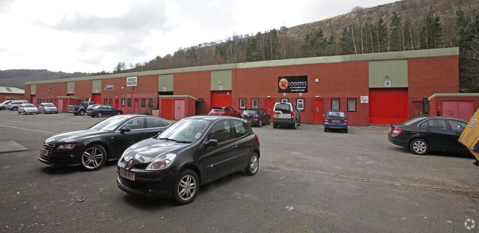 Marine St, Cwm à louer - Photo du bâtiment - Image 2 de 4