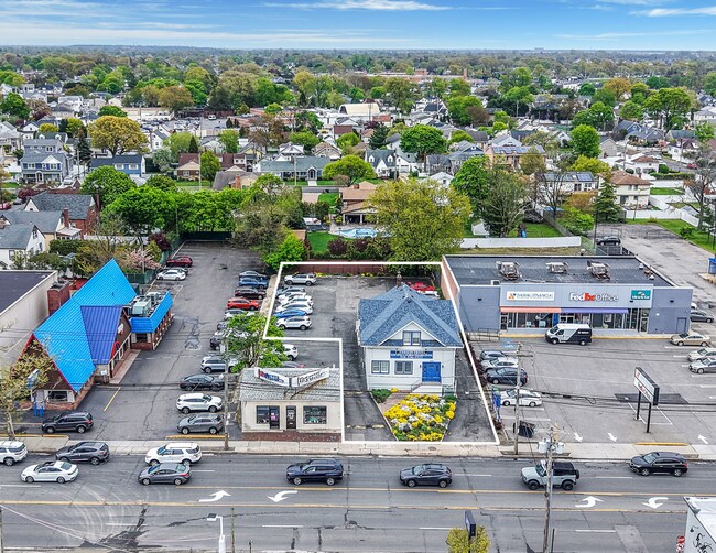 Plus de détails pour 2983 Long Beach Rd, Oceanside, NY - Bureau à vendre
