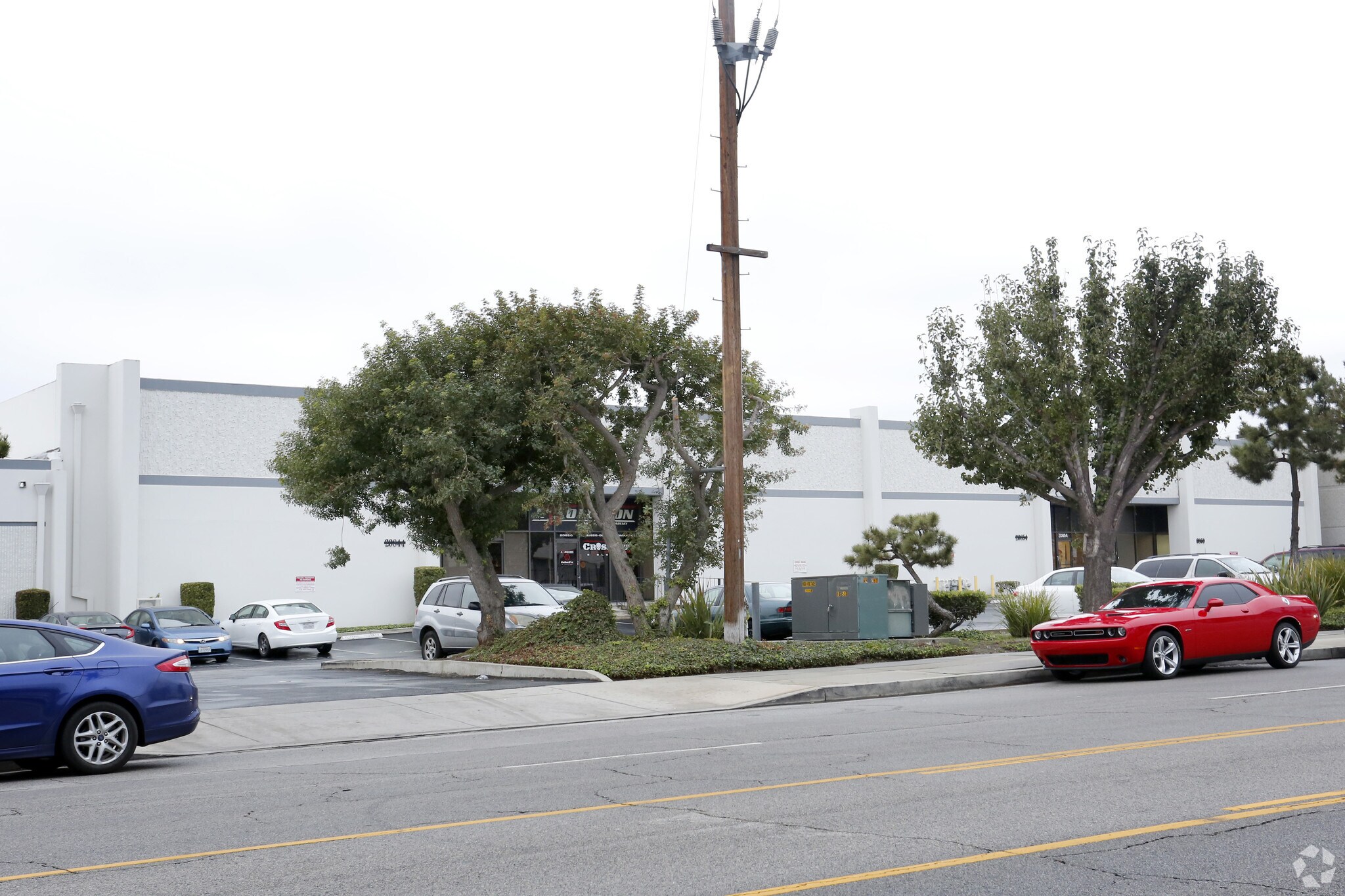 20844-20860 Plummer St, Chatsworth, CA à louer Photo principale- Image 1 de 8