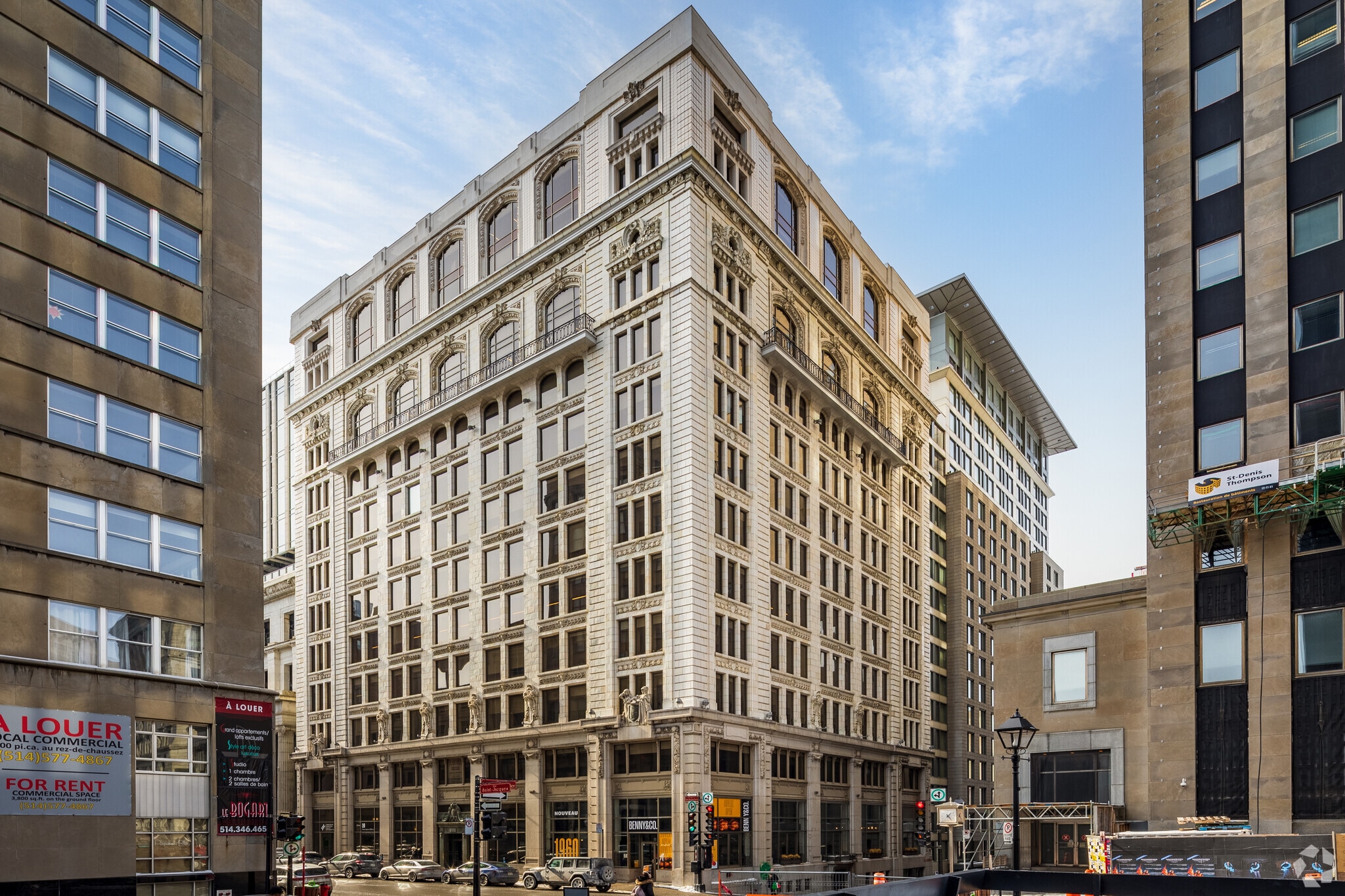 215 Rue Saint-Jacques, Montréal, QC for lease Primary Photo- Image 1 of 45