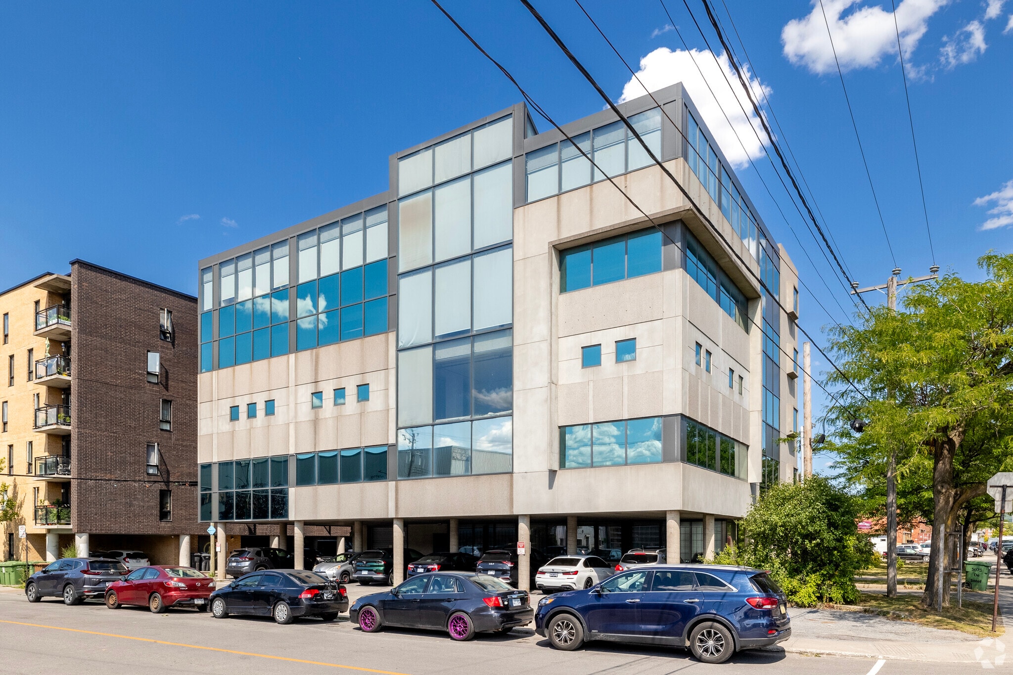 5075 Rue de Sorel, Montréal, QC for sale Primary Photo- Image 1 of 5