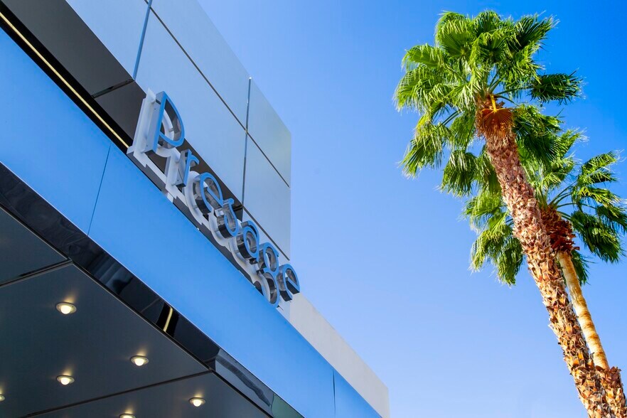 73811 El Paseo Dr, Palm Desert, CA à louer - Photo du bâtiment - Image 2 de 5