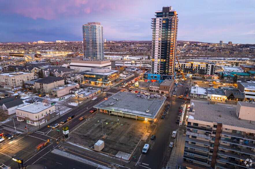 1400 12 Ave SW, Calgary, AB à louer - Aérien - Image 3 de 3