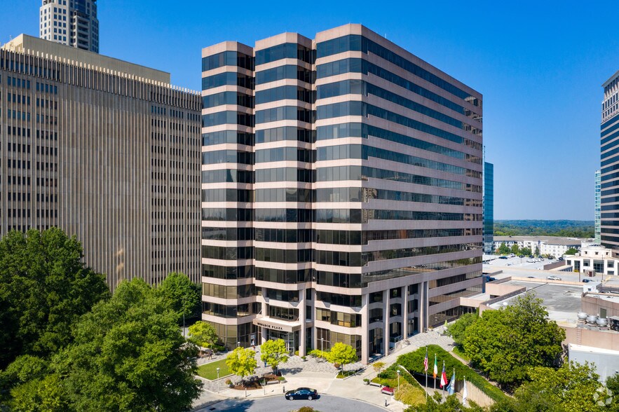 3414 Peachtree Rd NE, Atlanta, GA for lease - Building Photo - Image 1 of 18