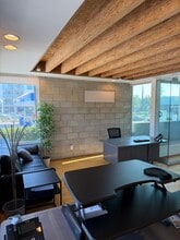 6615-6621 Melrose Ave, Los Angeles, CA for lease Interior Photo- Image 2 of 17