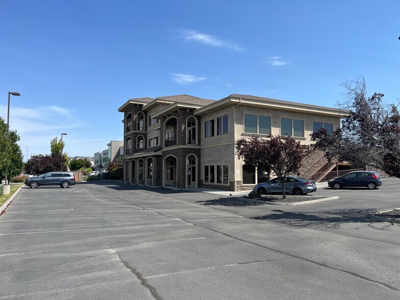 1355 Columbia Park Trl, Richland, WA à louer - Photo du bâtiment - Image 2 de 9