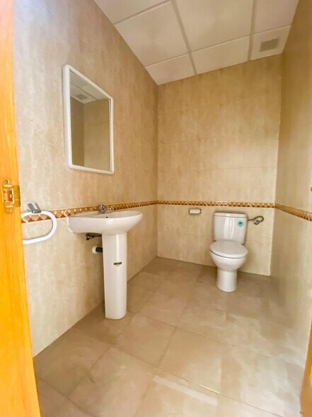 Retail in Cieza, Murcia for lease - Interior Photo - Image 3 of 8
