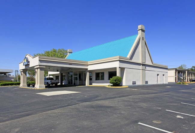 More details for 3100 Apalachee Pky, Tallahassee, FL - Office for Lease