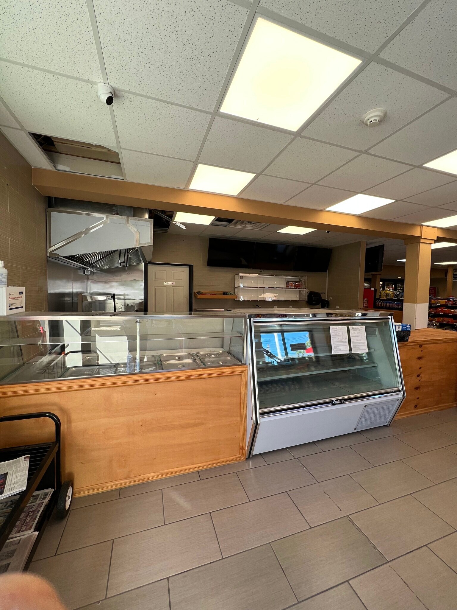 102 Washington Crossing Pennington Rd, Pennington, NJ for sale Interior Photo- Image 1 of 1