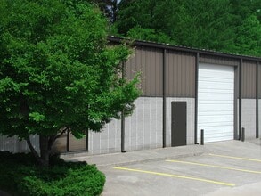 135 Bethea Rd, Fayetteville, GA à louer Photo intérieure- Image 1 de 4