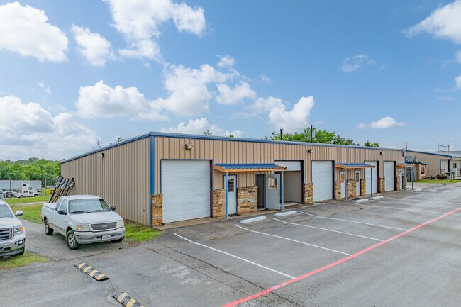 More details for 2602 Fort Worth Hwy, Weatherford, TX - Flex, Industrial for Lease