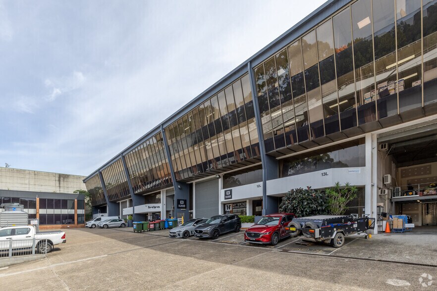 175 Lower Gibbes St, Roseville for sale - Building Photo - Image 3 of 4
