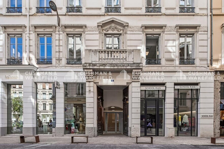 1 Rue Des Quatre Chapeaux, Lyon for lease - Building Photo - Image 1 of 14