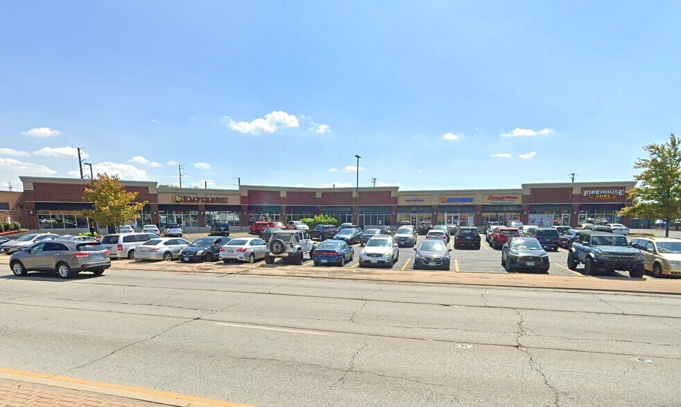 3102-3124 W North Ave, Melrose Park, IL à louer - Photo du bâtiment - Image 3 de 4