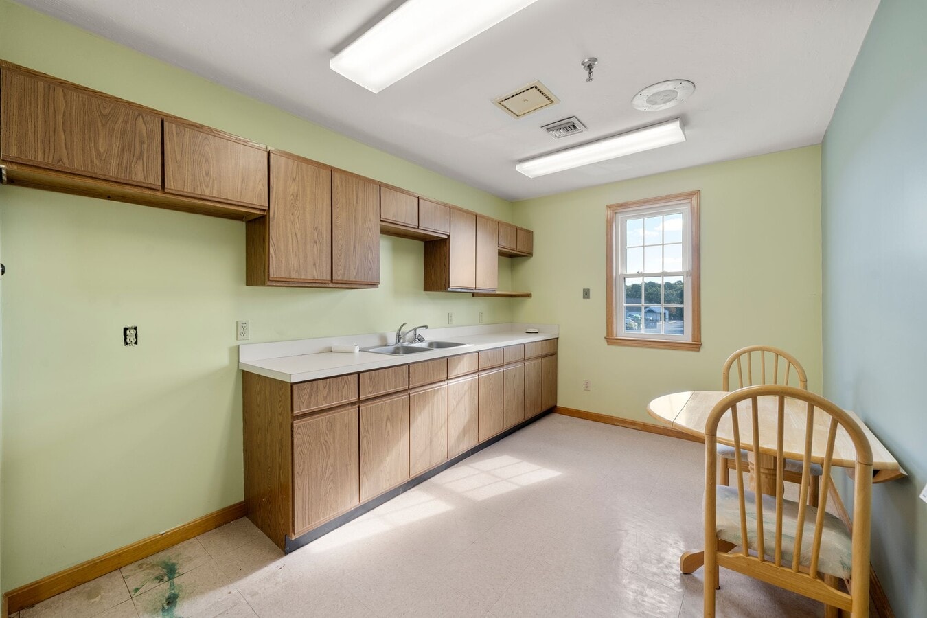 4-6 Barlows Landing Rd, Pocasset, MA 02559 - Unit 16 -  - Interior Photo - Image 1 of 12