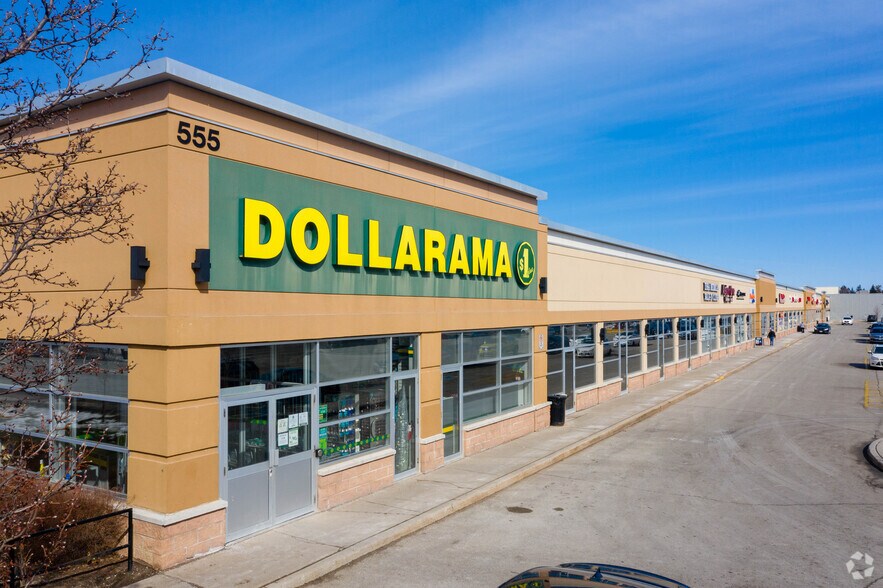 555-563 Essa Rd, Barrie, ON for sale - Building Photo - Image 1 of 1