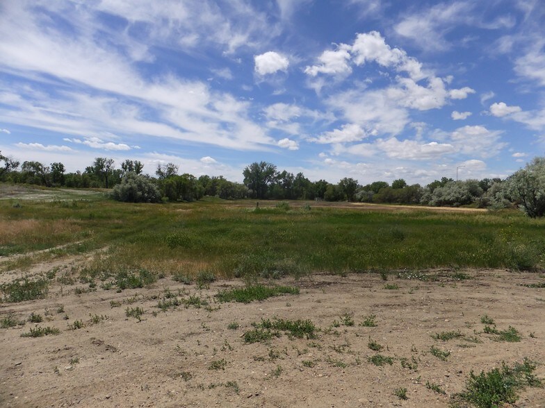 1713 S Haynes Ave, Miles City, MT à vendre - Photo du bâtiment - Image 3 de 10