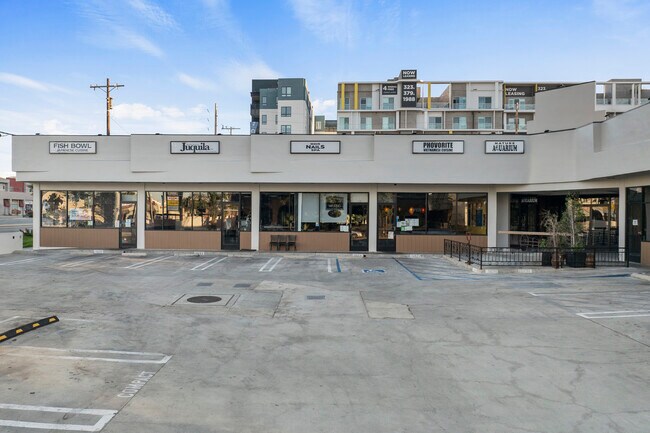 Plus de détails pour 10020-10036 Venice Blvd, Culver City, CA - Commerce de détail à louer