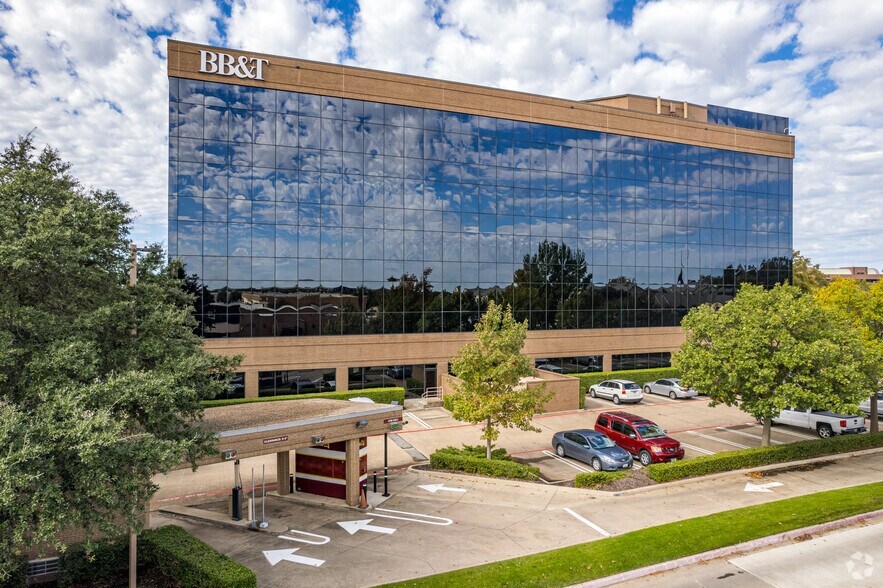 801 E Campbell Rd, Richardson, TX à louer - Photo du bâtiment - Image 3 de 7