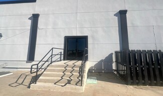 Plus de détails pour 11634 Harry Hines Blvd, Dallas, TX - Local d'activités à louer