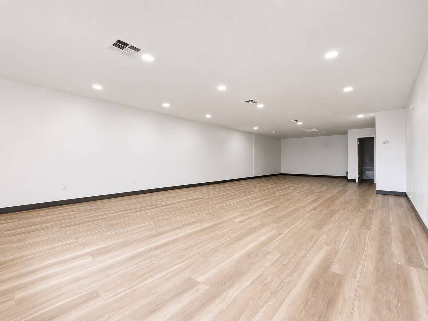 1620 S Decatur Blvd, Las Vegas, NV for lease Interior Photo- Image 1 of 4