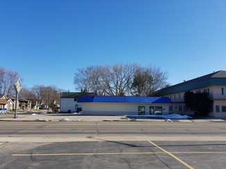 Plus de détails pour 230 E Green Bay St, Shawano, WI - Vente au détail à vendre