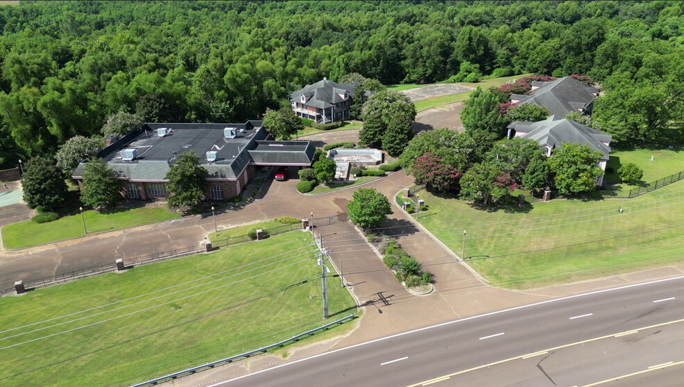 1724 Casino Center Dr, Robinsonville, MS à vendre - Photo du bâtiment - Image 1 de 3