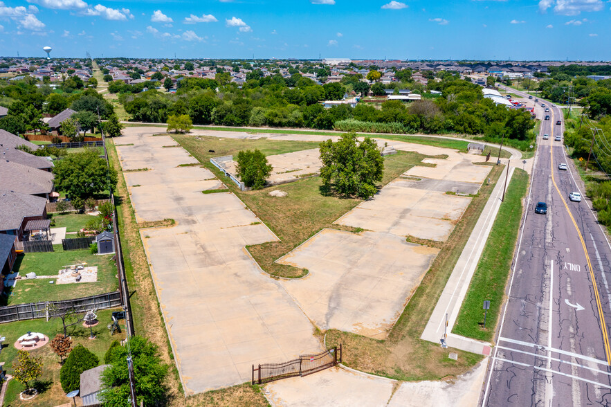 805 Mansfield Webb Rd, Arlington, TX for sale - Building Photo - Image 2 of 12