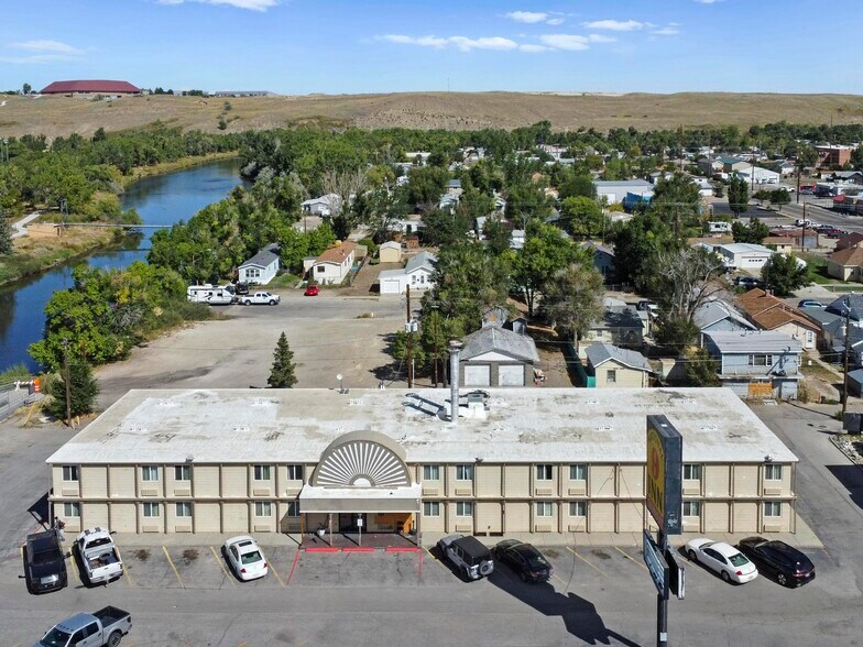 100 W F St, Casper, WY à vendre - Photo du bâtiment - Image 3 de 30