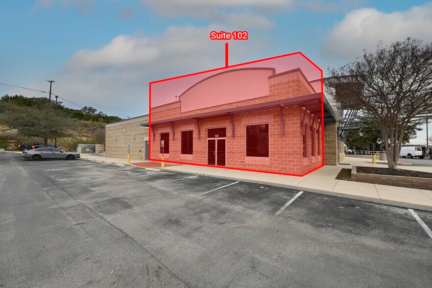 23611 IH 10, San Antonio, TX for lease - Building Photo - Image 2 of 2