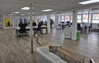 34 Medina Rd, Cowes for lease Interior Photo- Image 1 of 4