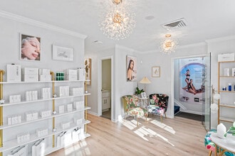 2102 Gallows Rd, Vienna, VA for lease Interior Photo- Image 1 of 17