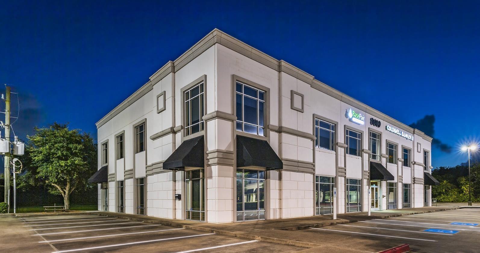 8619 Broadway St, Pearland, TX à louer Photo du bâtiment- Image 1 de 3