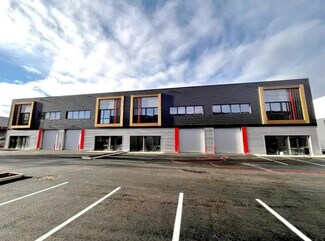 Plus de détails pour 10-14 Rue De Bretagne, Saint-Quentin-Fallavier - Bureau, Local d'activités à louer